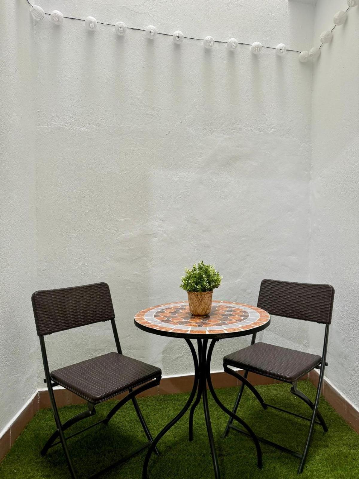 Apartamento En Lumbreras-Alameda Sevilla Eksteriør billede