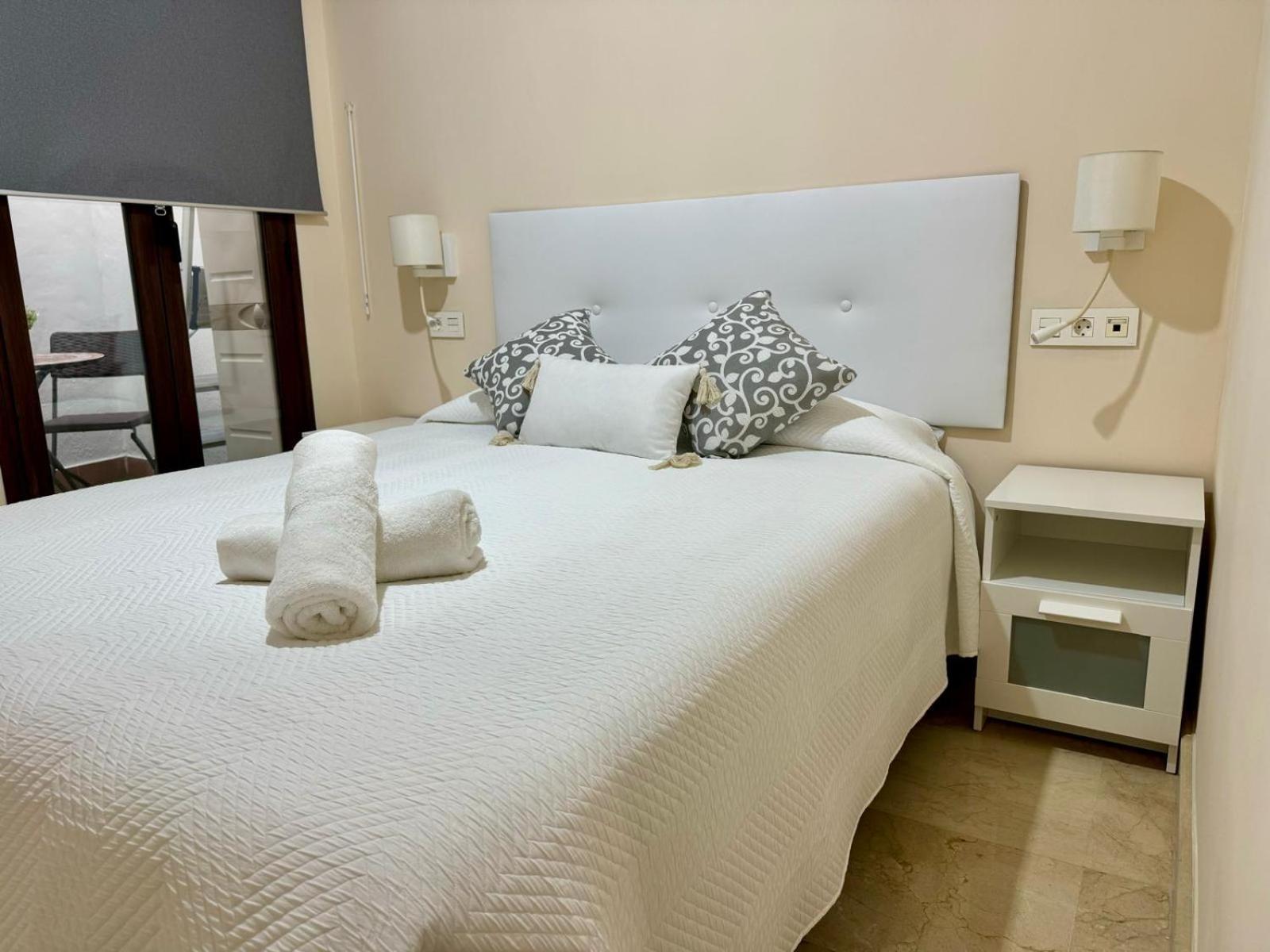 Apartamento En Lumbreras-Alameda Sevilla Eksteriør billede